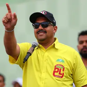 candidato ao governo de Minas Gerais